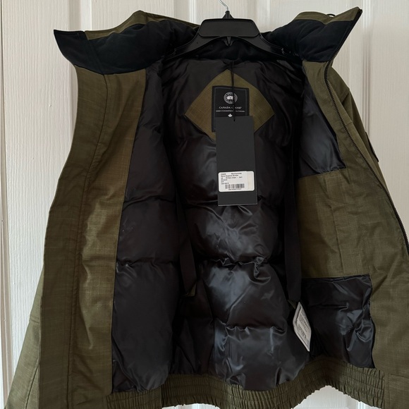 NEW! Canada Goose Men’s Rossland Bomber - Picture 10 of 11